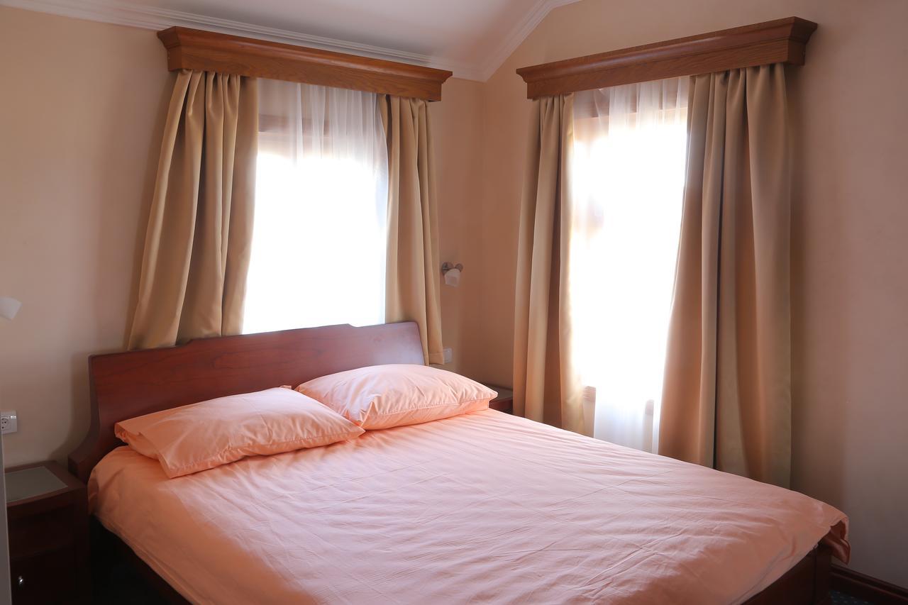 Hotel Village Stari Banovci Luaran gambar